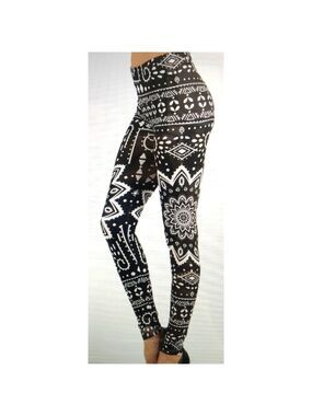 BLACK & White Mandala Print Full length Leggings Size 0-10 NWT